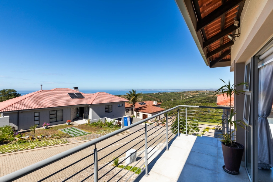 4 Bedroom Property for Sale in Bergsig Western Cape